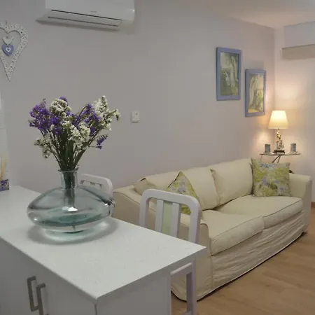 Wild Flower Bed & Breakfast Tala